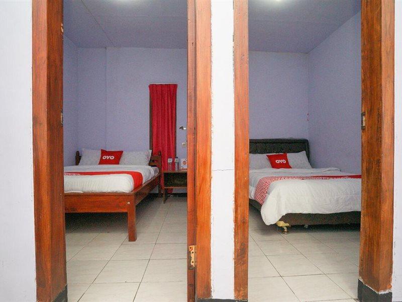 Oyo 2120 Pieter Homestay Bromo Проболинго Экстерьер фото